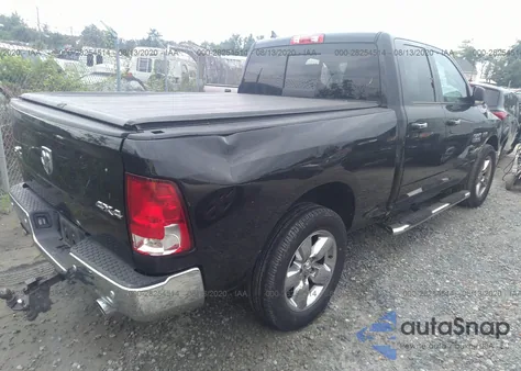 2016 Ram 1500 Big Horn z USA, uszkodzony, nr VIN 1C6RR7GT4GS289766